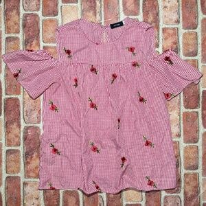 Pre-Owned Option Red Plaid Peek-A-Boo Blouse Flowers Size L Cute Western Casual